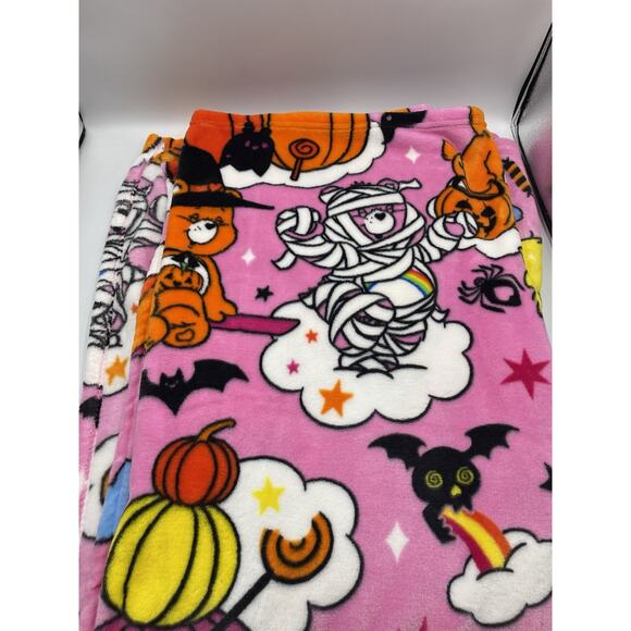 Care Bears HALLOWEEN 60”x90" Pink Super Soft Twin Blanket Mummies Pumpkins - Picture 1 of 7